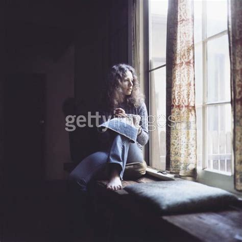 Carole King's Tapestry Album Cover & The Alternate Photographs