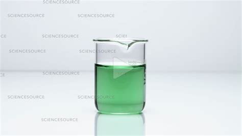 Video Sodium hydroxide added to water | Science Source Images