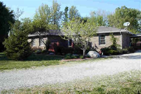 14129 Perrysville Rd, Danville, IL 61834 | Trulia