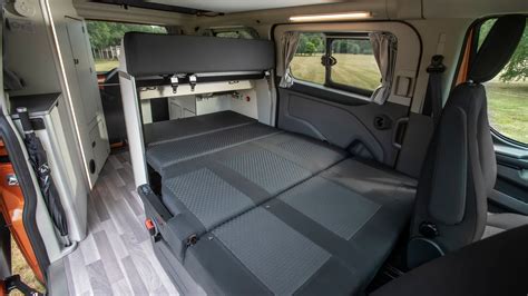 Ford Transit Custom Nugget Interior Layout & Technology | Top Gear