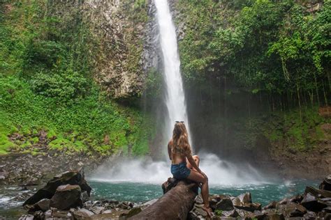 18 BEST Waterfalls in Costa Rica You Need To Visit (2024 Guide!)