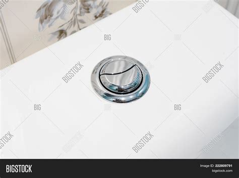 Flushing Toilet Button Image & Photo (Free Trial) | Bigstock