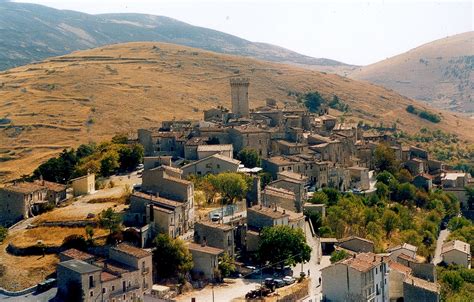 Santo Stefano di Sessanio - Medieval Italy