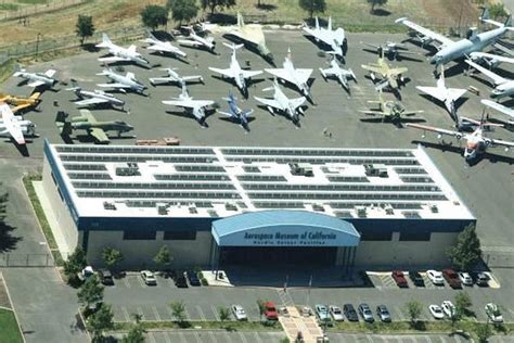 √ Aerospace Museum Of California - Alumn Photograph