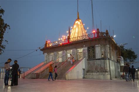 Maa Sharda Temple, Maihar: A Divine Journey in Navratri - Visit Ujjain