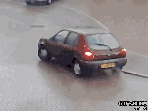 Cars Sliding On Ice GIFs - Find & Share on GIPHY