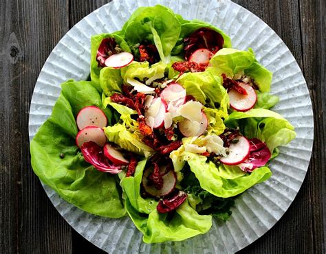 Butter Blossom Lettuce Salad – Good Dinner Mom