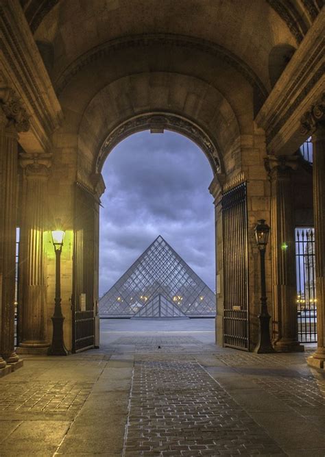 Entrance to the Louvre, Paris Tour Eiffel, Beautiful Paris, Visit France, Louvre Museum, Louvre ...