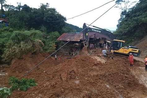 1 dead, 2 injured in landslide in Davao de Oro – Filipino News