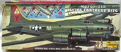 Lindberg 1/64 Motorized Flying Fortress B-17G, 305M-398