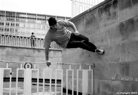 Parkour - How to do a wall run/wall climb - HubPages