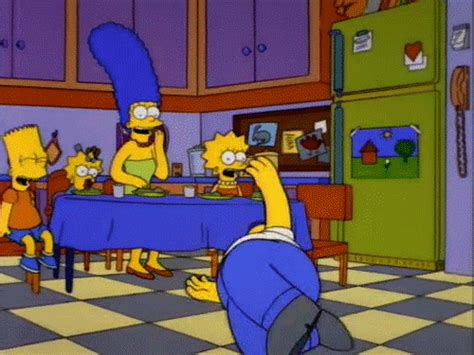 51 cosas que aprendimos tras 25 años viendo 'Los Simpson' Homer Simpson, Simpson Tv, Maggie ...