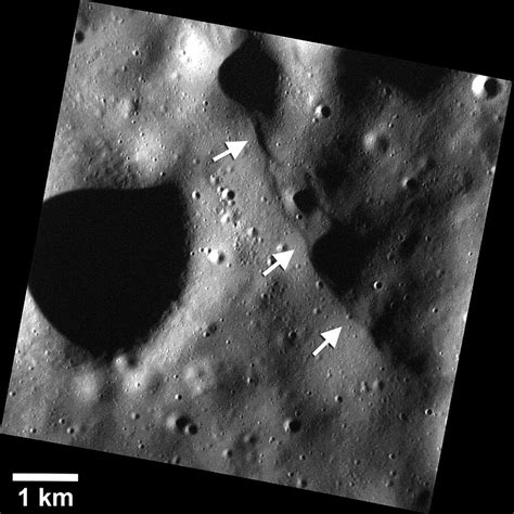 NASA Releases Awesomely Detailed Images of Mercury's Surface