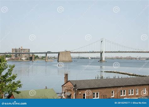 Throgs neck bridge stock image. Image of channel, city - 281029577