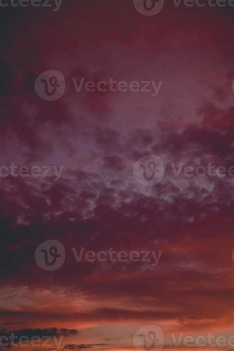 Red Sunset Clouds Retro 11957420 Stock Photo at Vecteezy