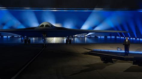 US Air Force and Northrop Grumman Introduce B-21 Raider Stealth ...