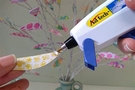 What is Paper Glue? Learn All About It Here