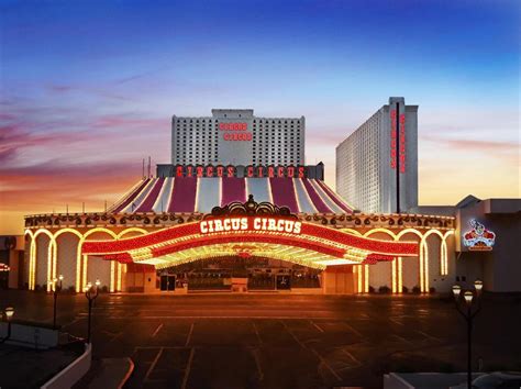 Circus Circus Suites and Rooms | Las Vegas Suites