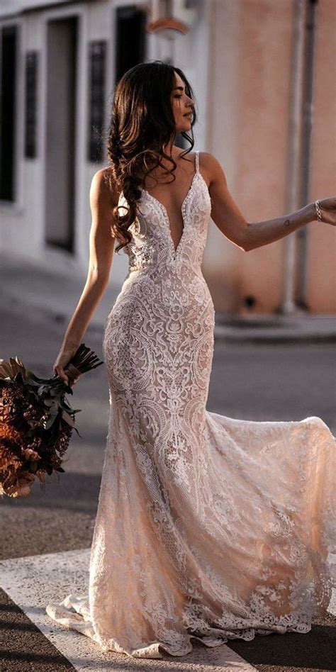 Best Wedding Dresses: 48 Bridal Gowns + Tips / Advice | Dream wedding ...