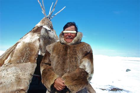 Pin by Mik on Культура и быт | Inuit people, Inuit, Arctic