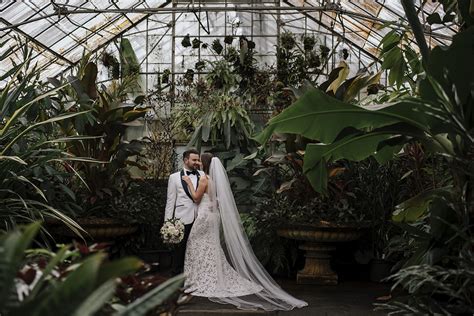 Melbourne Botanical Gardens // Quat Quatta Wedding // John & Krystal ...