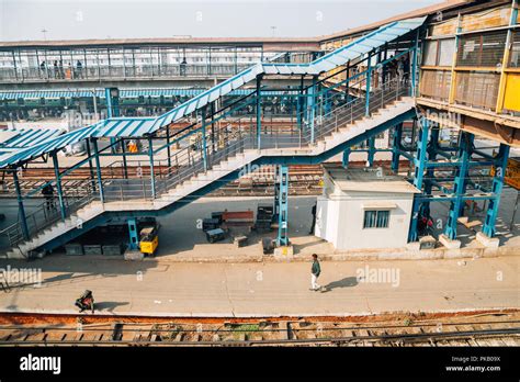 New delhi railway station hi-res stock photography and images - Alamy