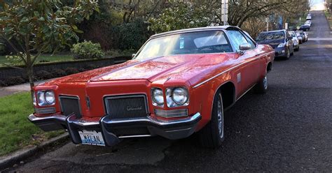 Seattle's Classics: 1972 Oldsmobile Delta 88 Royale Convertible