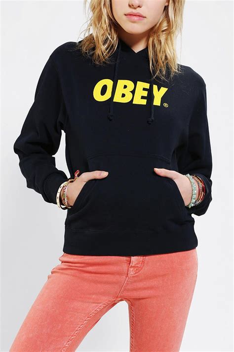 OBEY Font Hoodie | Sweatshirt fashion, Hoodies womens, Sweatshirts