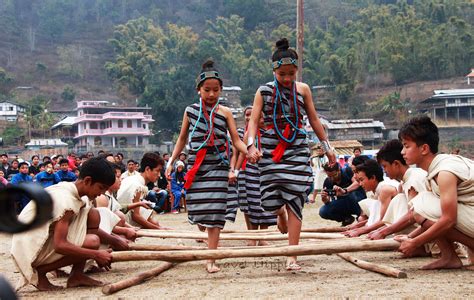 1 Bamboo Dance Nyokum Yullo | Travel Hippies