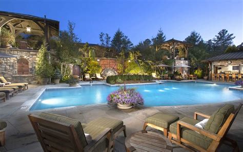 Escape to the Blue Ridge mountains and enjoy luxury accommodations and ...