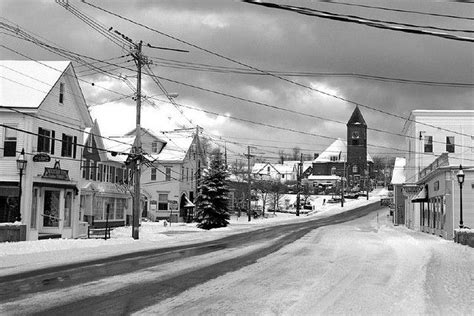 Quiet Downtown Wolfeboro In The Winter | Wolfeboro, Lake winnipesaukee ...