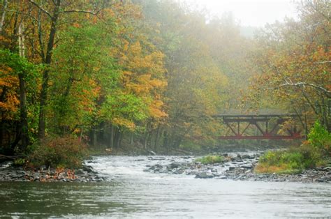 Jennifer Stiles Photography: Fall Rafting Down the Delaware River