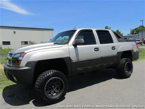 2005 Chevrolet Avalanche 1500 Z71 Lifted 4X4 Crew Cab Short Bed