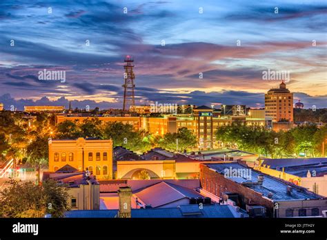 Gainesville, Florida, USA downtown skyline Stock Photo: 152974947 - Alamy