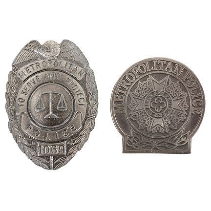 POLICE ACADEMY 3: BACK IN TRAINING (Principal Character) silver badge ...