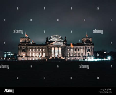 Berlin night skyline at Reichstag (Bundestag), Berlin Stock Photo - Alamy