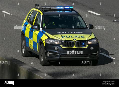 Uk police car bmw hi-res stock photography and images - Alamy