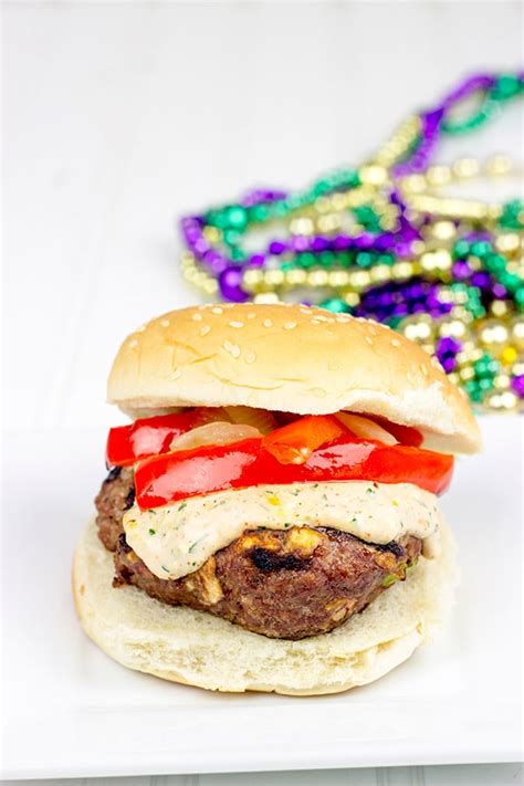 Spicy Cajun Burgers - Topped with Cajun remoulade sauce! | Spicedblog