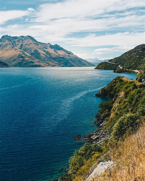 Lake Wakatipu, New Zealand [OC][3505x4381] : EarthPorn