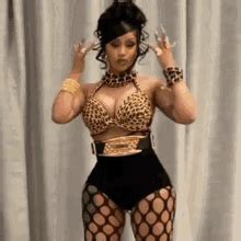 Posing Cardi B GIF - Posing Cardi B Sassy - Discover & Share GIFs