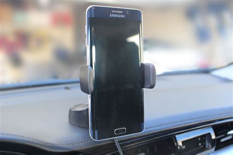 Kenu Airframe Wireless and Airbase Wireless car mounts review - The Gadgeteer