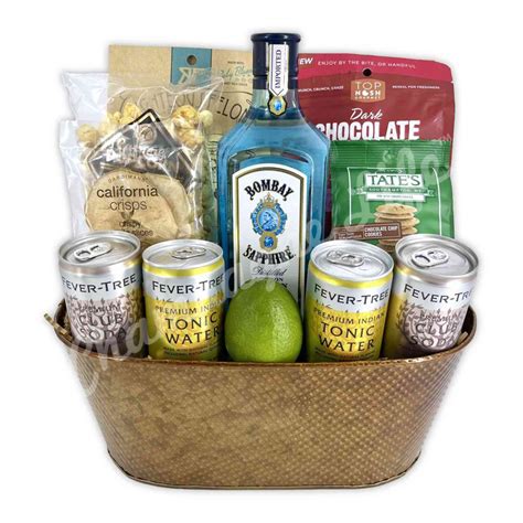 Bourbon and Cigar Gift Basket | Champagne Life Gifts