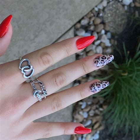 UPDATE: 50+ Eye-Popping Cheetah Nails (October 2020)