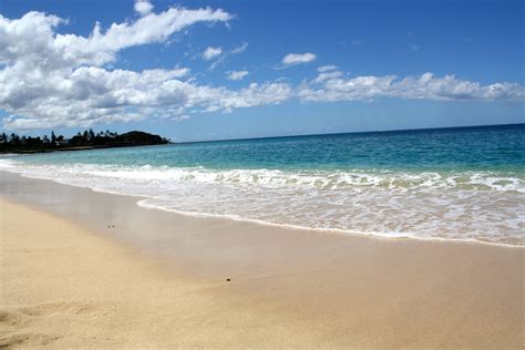 Makaha Beach Park, Oahu | Oahu vacation, Oahu, Beach