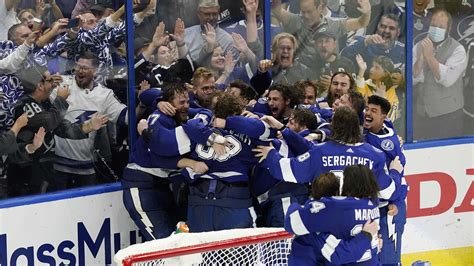 Tampa Bay Lightning Stanley Cup / Tampa Bay Lightning 2021 Stanley Cup Finals Champions ...