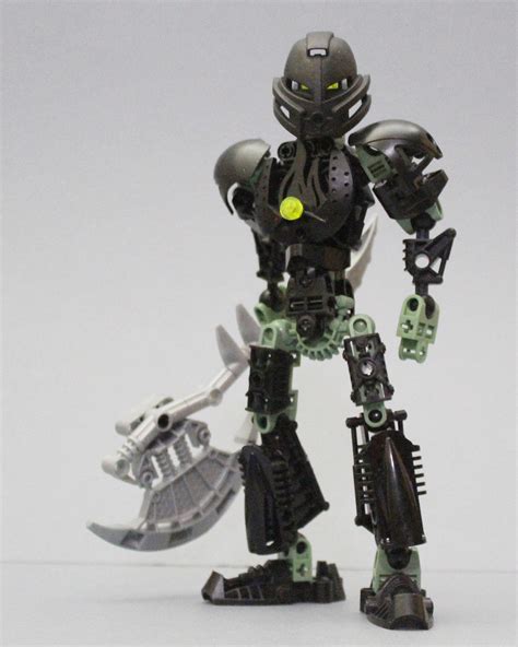 Marn | Toa of Earth. Wears a Kakama, Mask of Speed. | BobTheDoctor27 | Flickr