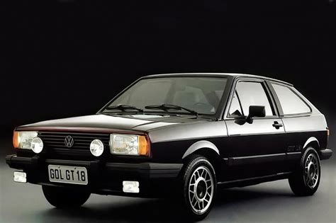 VW Gol quadrado mostra que é clássico moderno e é homenageado em ...