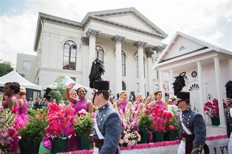 Parade | North Carolina Azalea Festival