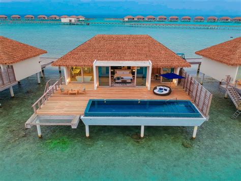 Radisson Blu Resort Maldives | The Lazing Wanderer