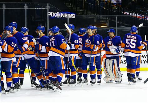 New York Islanders Continue Playoff Push Against Flyers | FOX Sports